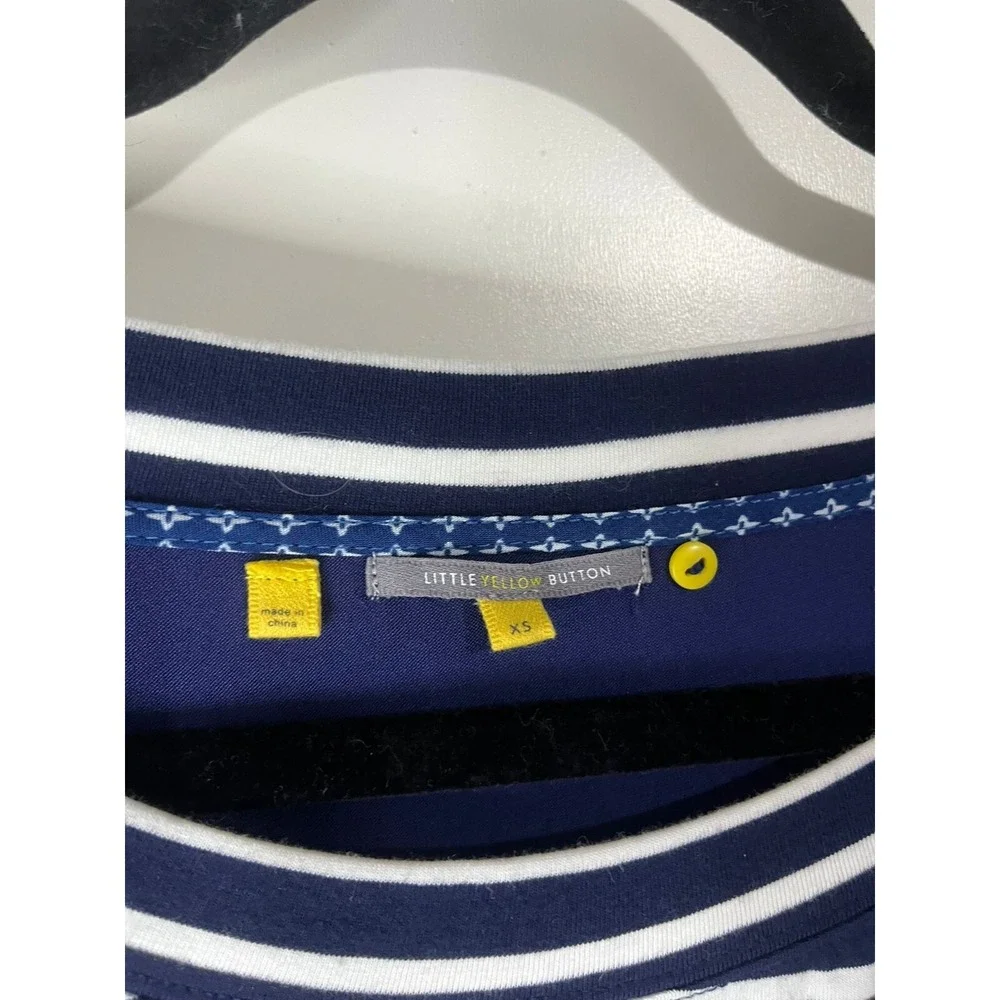 ANTHROPOLOGIE LITTLE YELLOW BUTTON Top Womens XS Navy Blue Built In Shirt N13 - Picture 4 of 10